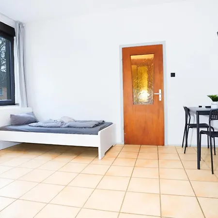 Bege Minimalstay *