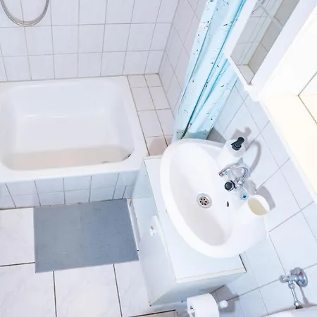 Bege Minimalstay Apartmán